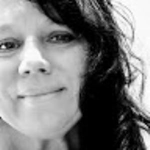 Meet your Posher, Connie